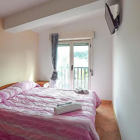 Stunning In With House Sea View *